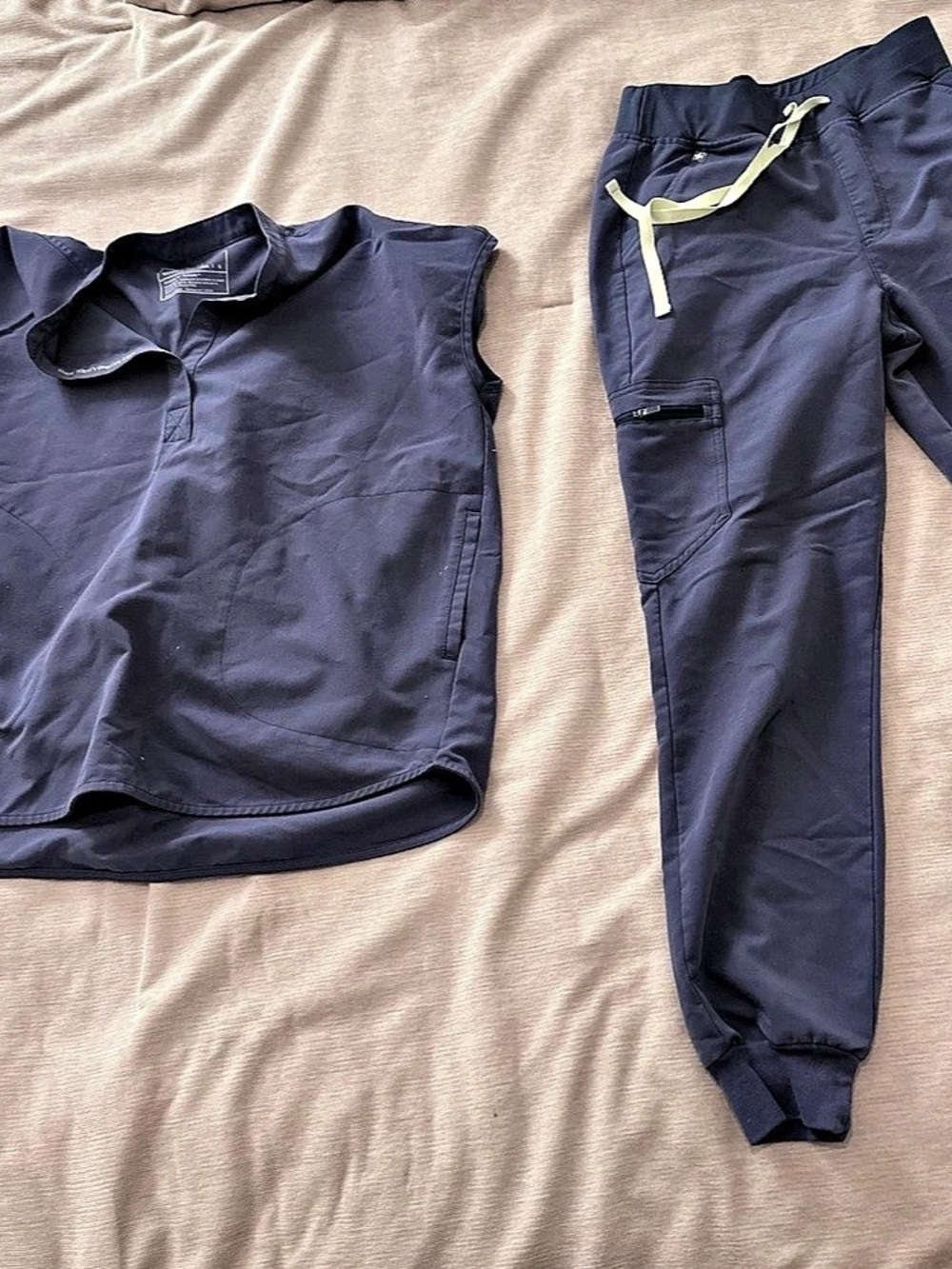 FIGS Scrub Tops and Pants Bundle in Blue